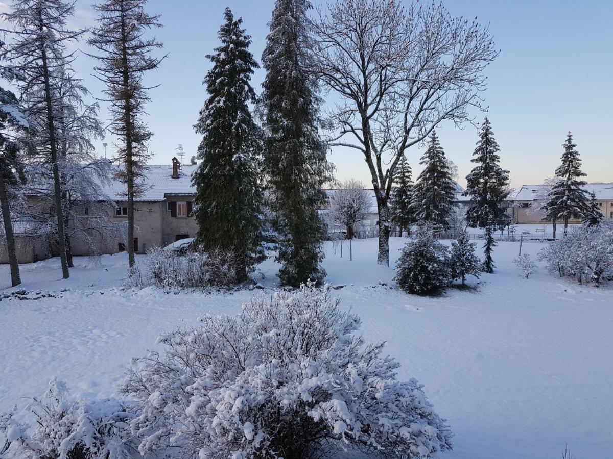 La Pause O Logis Gasthof
